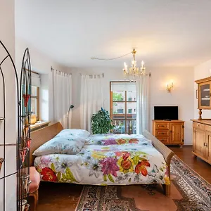 Edelweiß Apartment